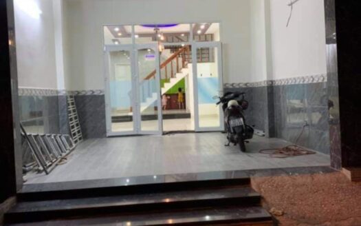 Bán nhà 2 tầng, full nội thất